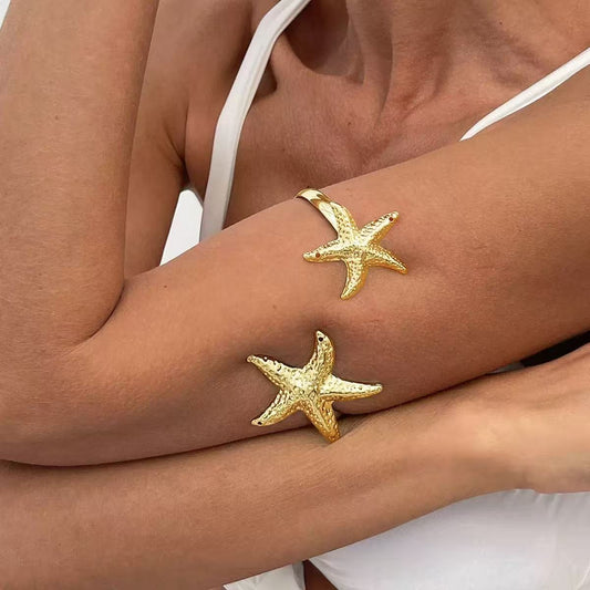 Starfish Gold Arm Cuff – Ocean-Inspired Elegance